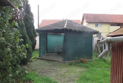 Casă cu 6 camere cu Teren 850 Mp în Ultracentral - 2