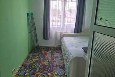 Apartament cu 3 camere decomandat în Sascut - 8