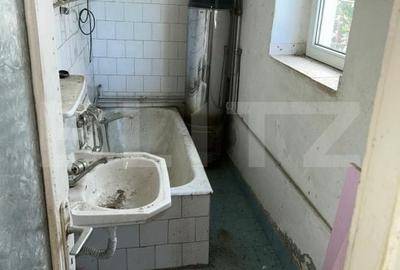 Casă cu 6 camere cu Teren 600 Mp în Central - 1