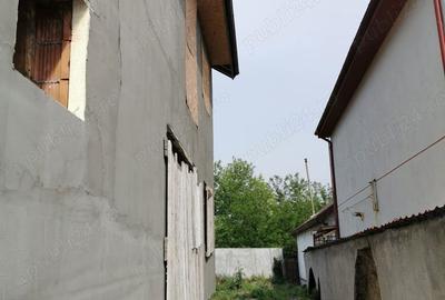 Casă cu 4 camere cu Teren 375 Mp în Cazasu - 7