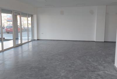 Spațiu comercial, de 96 mp, în Central - 1