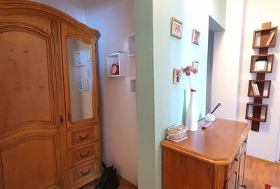 Apartament cu 2 camere decomandat în Micro 14 - 8