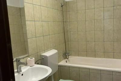 Apartament cu 2 camere semidecomandat în Girocului