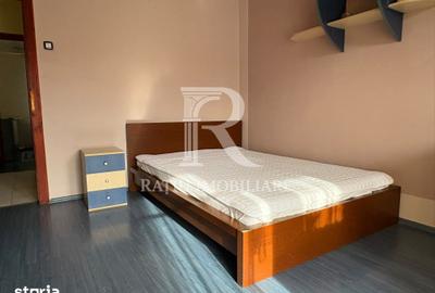 Apartament cu 3 camere semidecomandat în Cantemir
