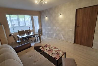 Apartament cu 3 camere decomandat, mobilat în Drumul Taberei