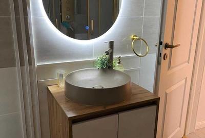 Apartament cu 3 camere decomandat în Central - 1