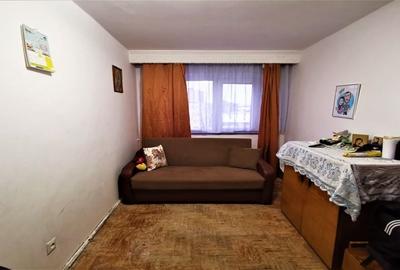 Apartament cu 3 camere semidecomandat în Dealu Mare - 7