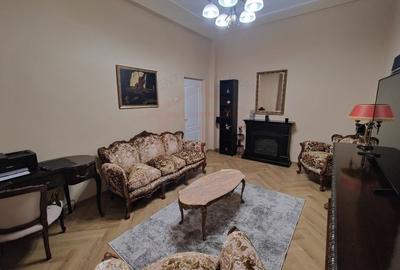 Apartament cu 2 camere decomandat, mobilat în Central