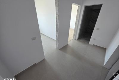 Apartament cu 2 camere decomandat în Fundeni