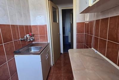 Apartament cu 2 camere semidecomandat în Alexandru Obregia - 4