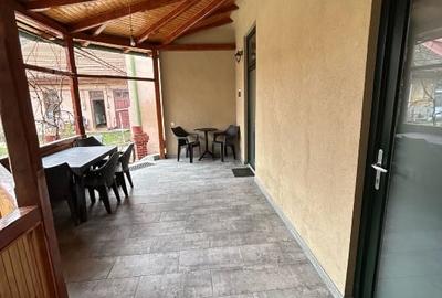Casă individuală cu 5 camere cu Canalizare în Sinaia