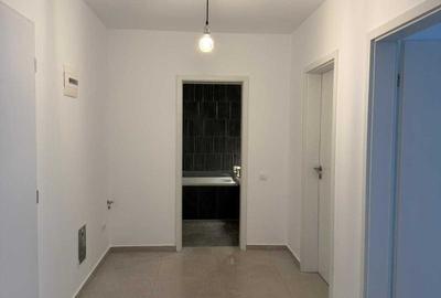 Casă cu 2 camere decomandat în Tractorul - 3