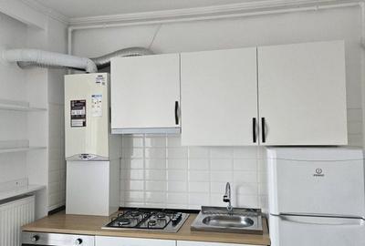 Apartament cu 3 camere decomandat în Bucureștii Noi