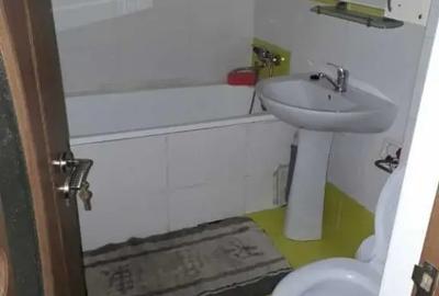 Garsonieră decomandată în Drumul Taberei