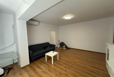 Apartament cu 3 camere semidecomandat, mobilat în Iancului - 1