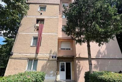 Apartament cu 2 camere în Micro 14 - 1