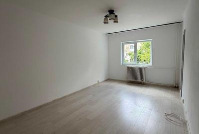 Apartament cu 2 camere decomandat în Vest - 2