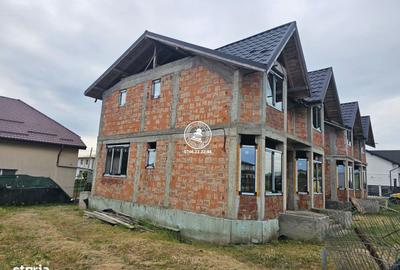 Casă cu 4 camere în Breazu - 10