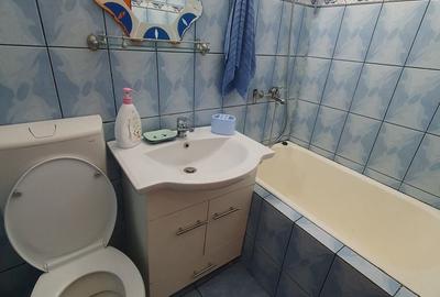 Apartament cu 2 camere semidecomandat în Crâng