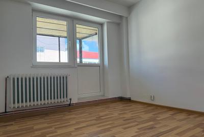 Apartament cu 3 camere decomandat în Central - 8