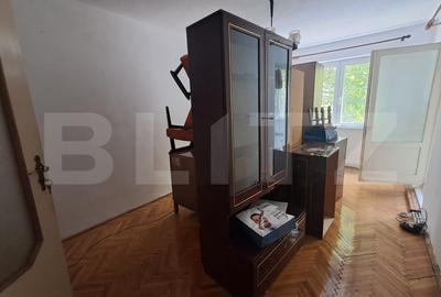 Apartament cu 2 camere decomandat în Dâmbu Pietros