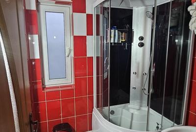 Casă cu 3 camere cu Teren 260 Mp în Malu Mare