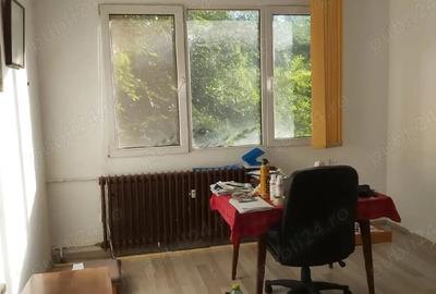 Apartament cu 4 camere decomandat în Berceni - 5