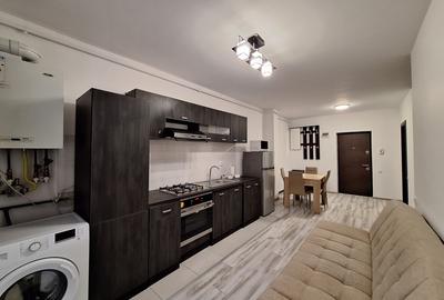 Apartament cu 2 camere semidecomandat, mobilat în Florești