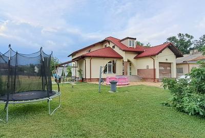 Casă cu 6 camere cu Teren 1400 Mp în Florești
