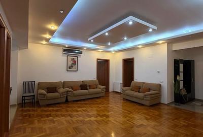 Apartament cu 3 camere, mobilat în Herăstrău