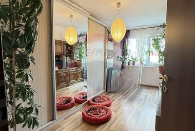 Apartament cu 3 camere semidecomandat, mobilat în Apărătorii Patriei - 14