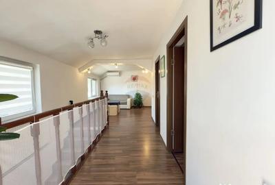 Casă cu 4 camere cu Teren 87 Mp în Exterior Vest