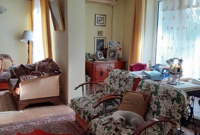 Casă cu 5 camere cu Teren 1243 Mp în Slobozia Nouă - 1