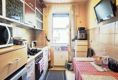 Apartament cu 3 camere decomandat în Seleuș - 3