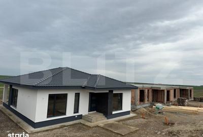 Casă cu 4 camere cu Teren 500 Mp în Sântandrei - 1