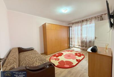 Garsonieră decomandată în Micro 40 - 1