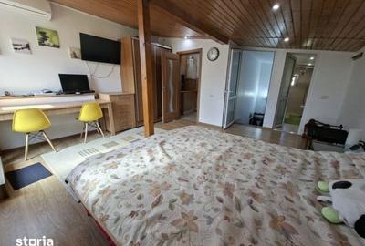Casă cu 3 camere cu Teren 1600 Mp în Central