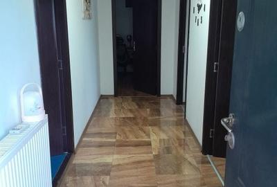 Casă cu 6 camere cu Teren 580 Mp în Central - 10