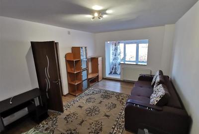 Apartament cu 2 camere decomandat, mobilat în Centrul Civic