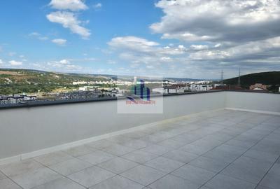 Apartament cu 3 camere semidecomandat, mobilat în Florești - 5