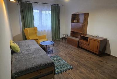 Apartament cu 2 camere decomandat în Girocului - 2