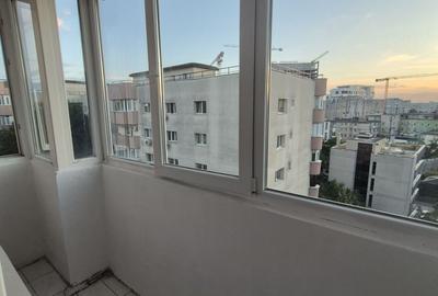 Garsonieră în Timpuri Noi - 2