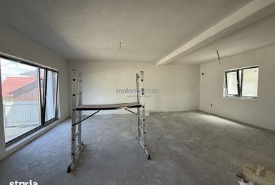 Casă cu 4 camere cu Teren 403 Mp în Dâmbul Rotund