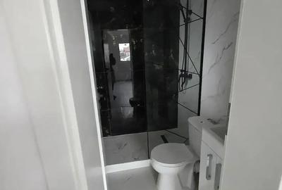 Casă cu Teren 360 Mp în Nojorid