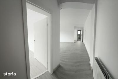Apartament cu 3 camere decomandat în Socola - 6