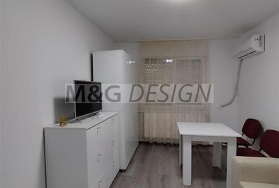 Garsonieră decomandată în Complex Studențesc