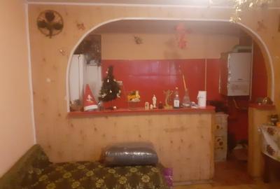 Casă cu 3 camere în Central