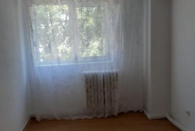 Apartament cu 3 camere decomandat în Central - 3