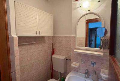 Apartament cu 3 camere decomandat în Popoveni