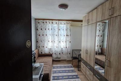 Garsonieră decomandată în Take Ionescu